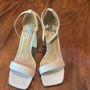 Steve Madden Tiaa Ankle strap sandal